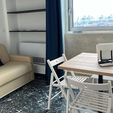 Bluripa Guest House Genoa Bagian luar foto