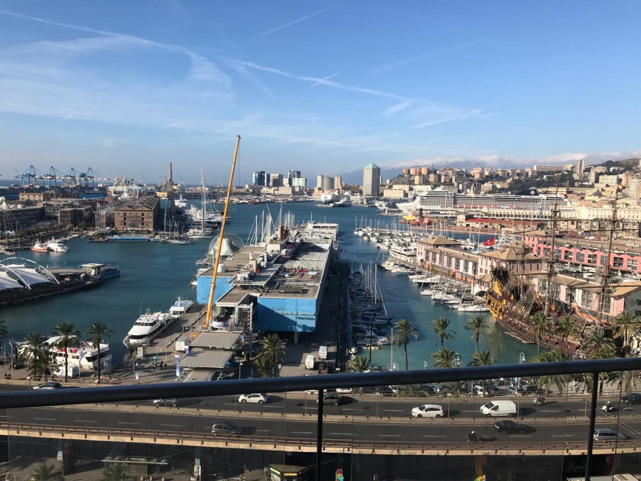 Bluripa Guest House Genoa Bagian luar foto