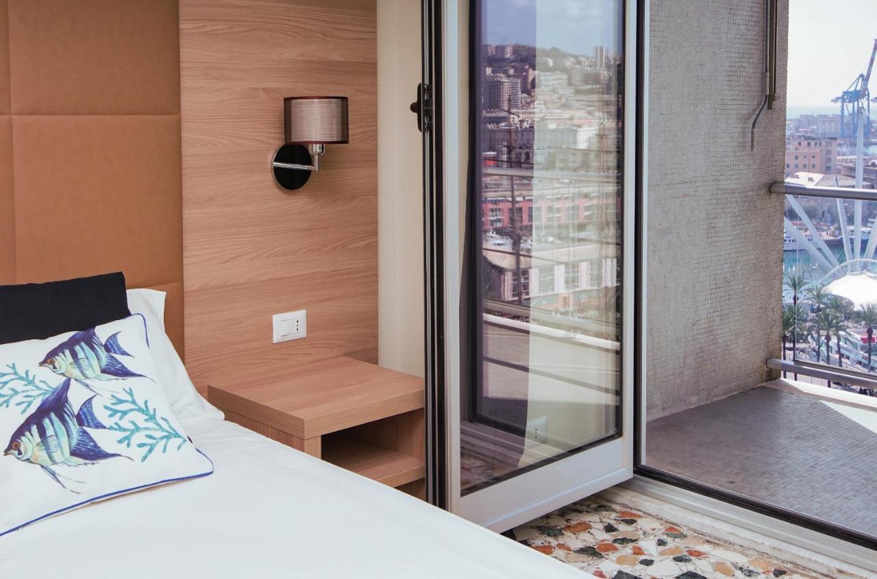 Bluripa Guest House Genoa Bagian luar foto